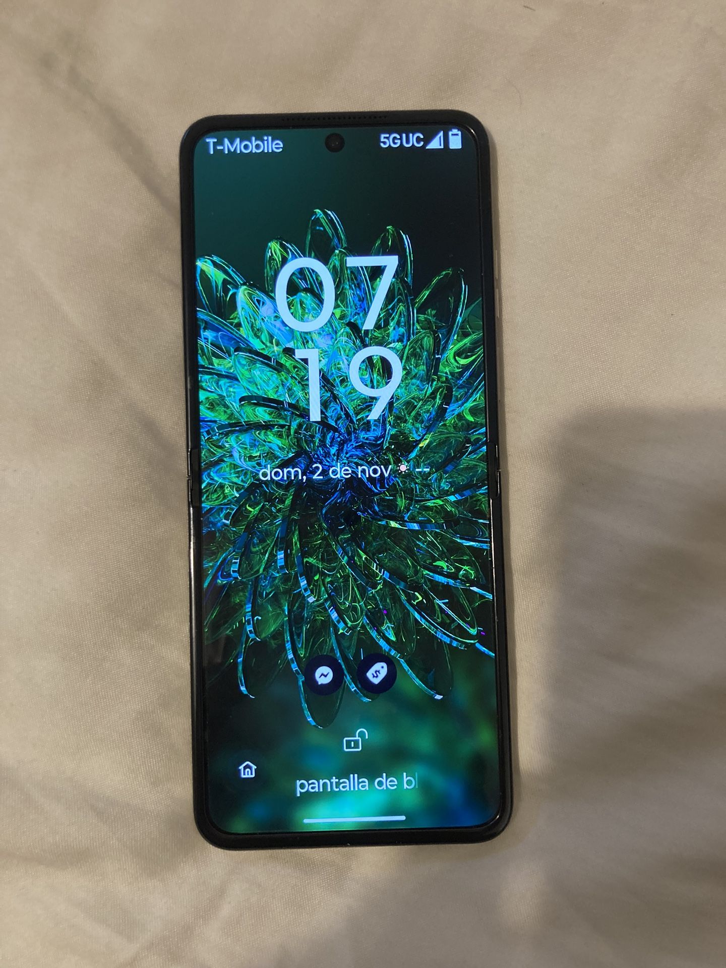 Moto Razor 2024 256gb 8 Ram