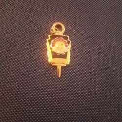 Kay Jewelers Gold Pendant 