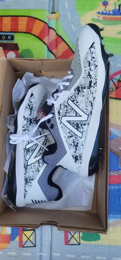 Brand New New Balance White Black Grey Camo Metal Low Baseball Cleats Size 10