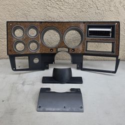 Dash Bezel C10 Suburban K5 