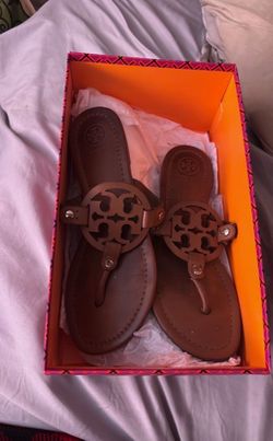 Tory Burch size 8