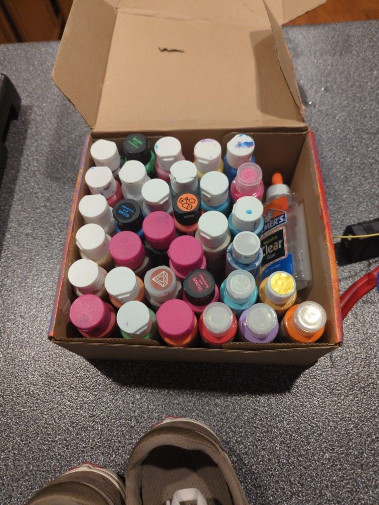 2 Oz Paint Bottles