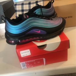 Nike Max Plus Sz 7y Boys N 8.5 In Women 