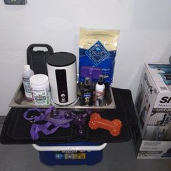 Dog  Camara And Food Dispenser