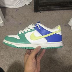 any offers i do trades and u can buy the shoes