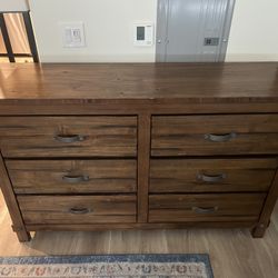 Wooden dresser, Read Description 