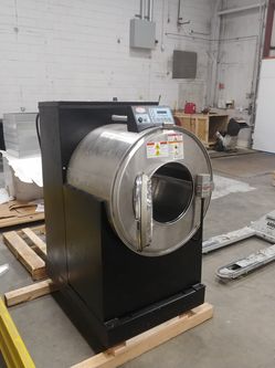INDUSTRIAL WASHING MACHINE