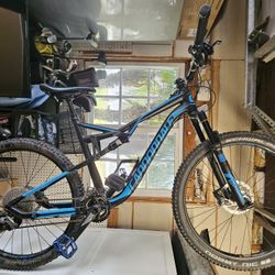 🚴‍♂️ Cannondale Habit Full Suspension Mountain Bike – Like New!