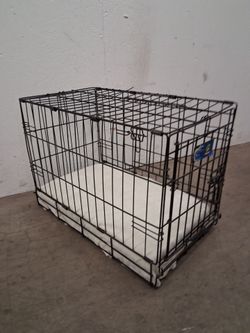 X small dog crate pickup 2-11 pm rainbow/charleston cash only read description
