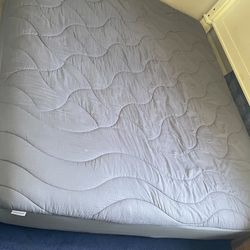$200 Mattress Size cal king Only Mattress  Used 