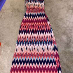 Womens Maxi Dress Size Medium 