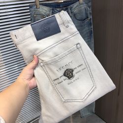 Versace Men’s Jeans 2026 New 