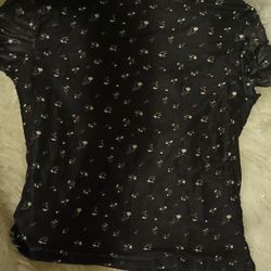 Brand New Cute Women's Flower 💐 shirt