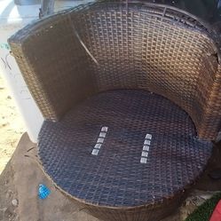 Saleimg A Bench Nice And For Cheap An An Old School Cooler Justvneeds To Be Painted A Lil But Works And Food Or Drinks Get Very Cold For Less