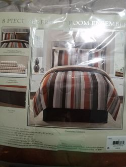 New Queen size Comforter