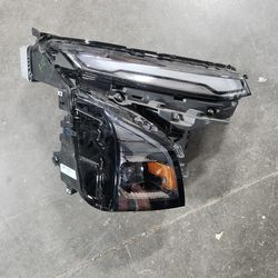 2024 2025 2026 Chevrolet equinox headlight  part