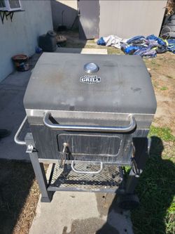 BBQ charcoal grill