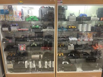We Have 1000s Of Video Games , Systems , Funkos And Pokémon Cards 