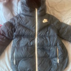 Nike puffer 