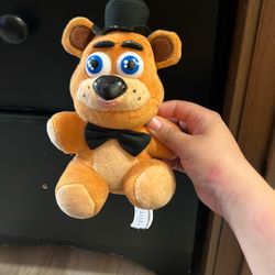 Good Condition Just A Stain In The Mouth Because I My Daughter Put Lipstick On It