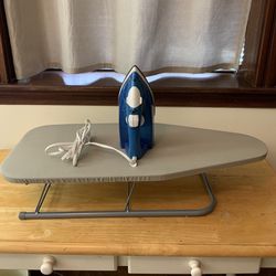 Black+Decker steam iron & table top ironing board