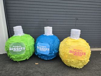 Buzzballz Piñata,  Adult Piñata 