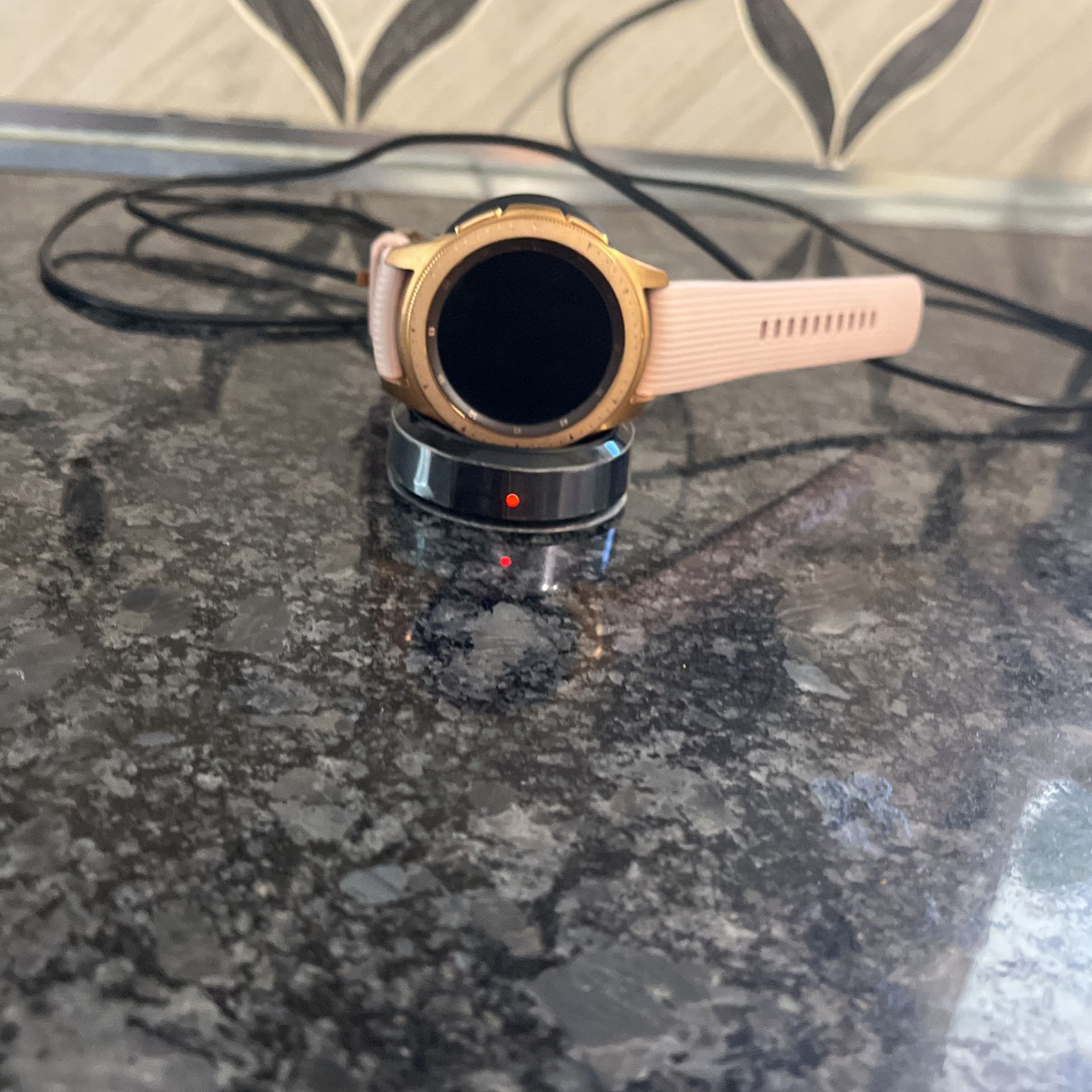 Samsung Galaxy watch Pink and gold