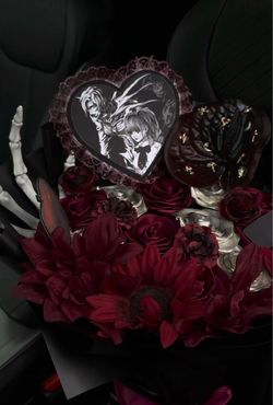 Gothic Floral Bouquet