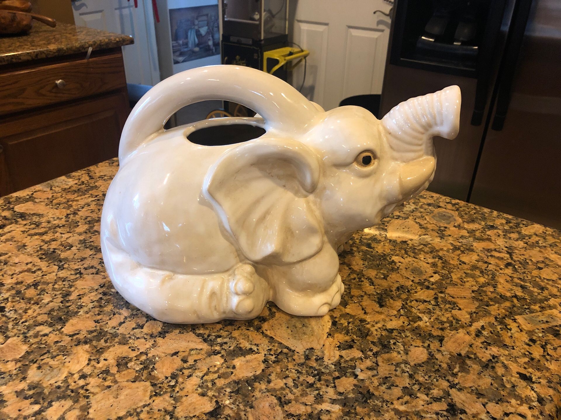 Adorable Elephant ceramic vase