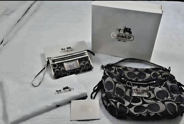 Coach purse with matching wallet