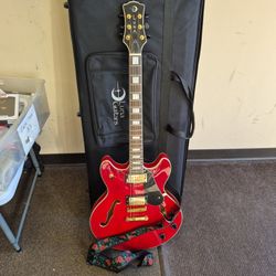 Luna ATH501 Red Semi Hollow Body Electric Guitar