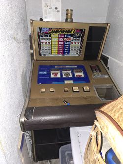 Shockwave 7s Slot Machine