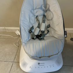 Baby Swing (Mamaroo)