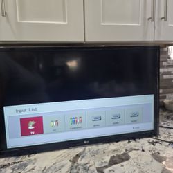 LG 32" Tv No Remote 