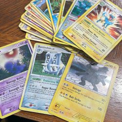Pokémon TCG Old Card Lot 2006-2011 Holographic & Reverse Holo & Bulk Cards Pokémon Characters, Trainer, Energy, Etc 