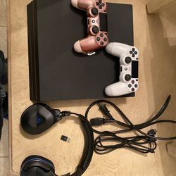 PS4 PRO 