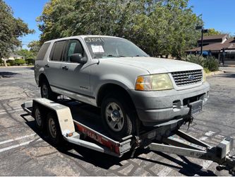 2004 Ford Explorer