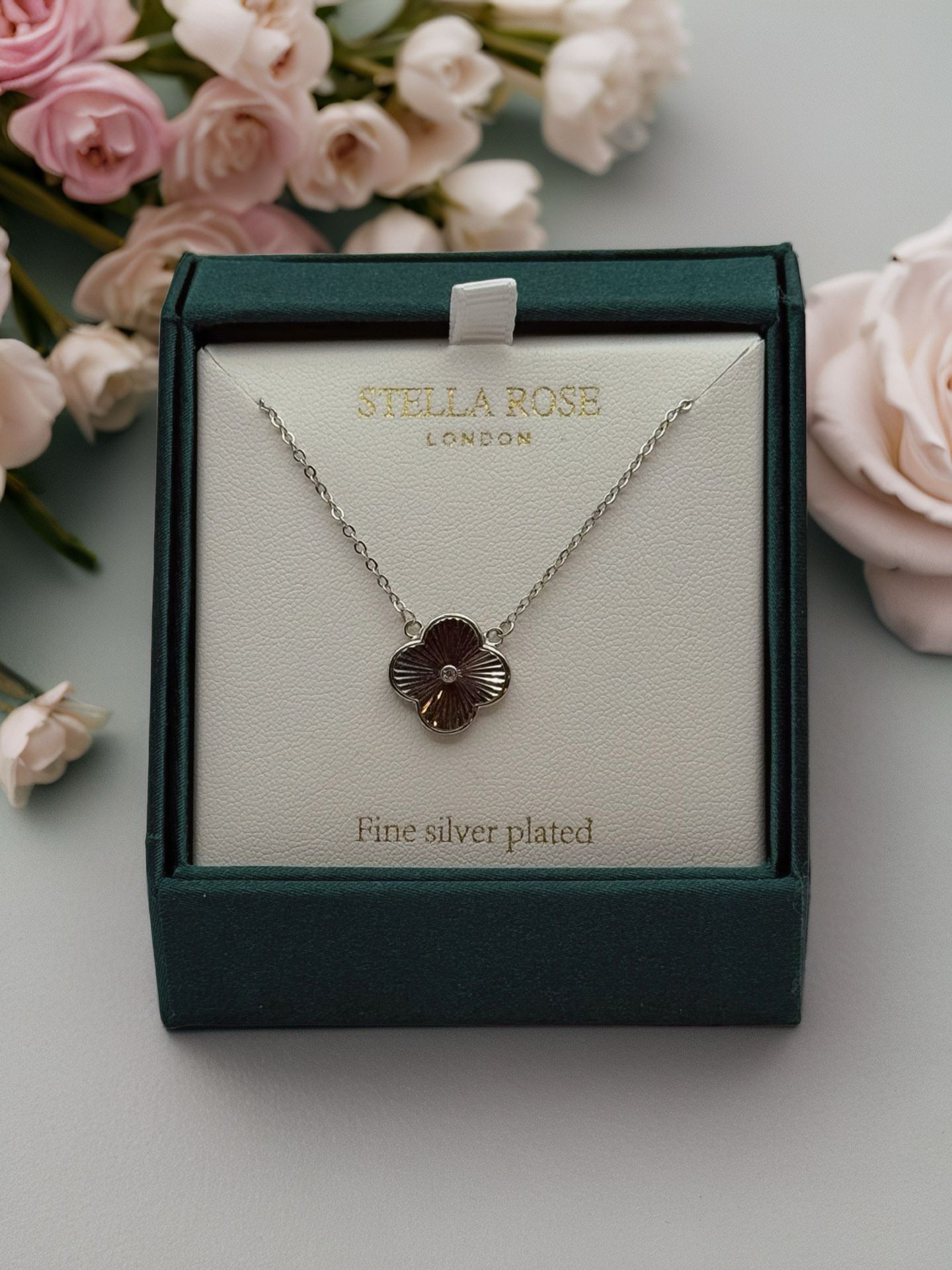 Stella Rose Of London, Fine Silver Plated Four Leaf Pendant Necklace New In Box
