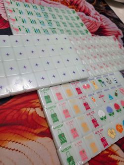 Beautiful mahjong set