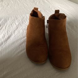 Girls Boots