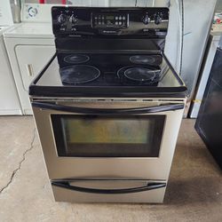 FRIGIDAIRE ELECTRIC STOVE DELIVERY IS AVAILABLE 