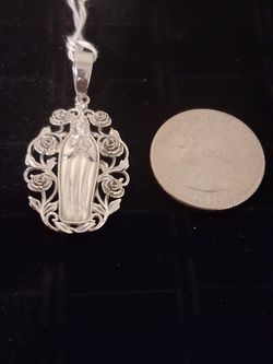 Brand New 925 Sterling Silver Virgin Mary Pendant Floral Rose Filigree