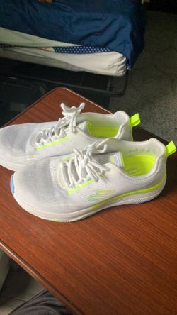 Sketchers D’LUX Fitness shoes