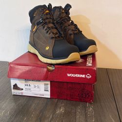 Construction boots