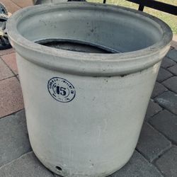 1915 Red Wing Ceramic 20 Gallon Crock / Planter