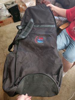 USED OLDSMOBILE TRAVEL GOLF CLUB BAG W/ SMALL HOLE