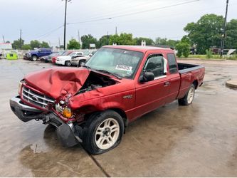 2002 Ford Ranger in for parts