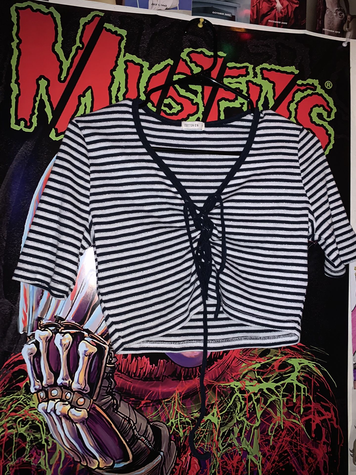 Women’s striped cropped top