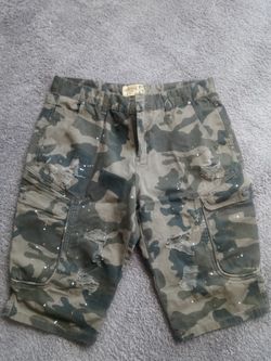 GRINDHOUSE DENIM CAMO  SHORTS MEN'S SIZE  34