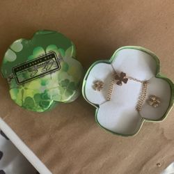 Lucky Charm Necklace And Earnings 